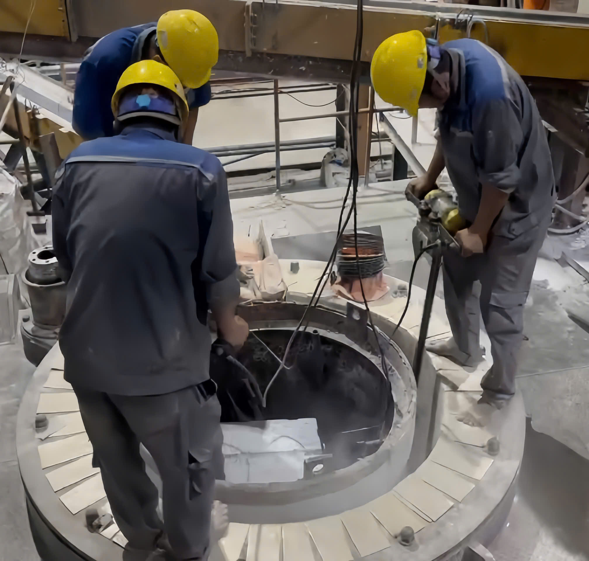 MÁY ĐẦM RUNG ĐIỆN 